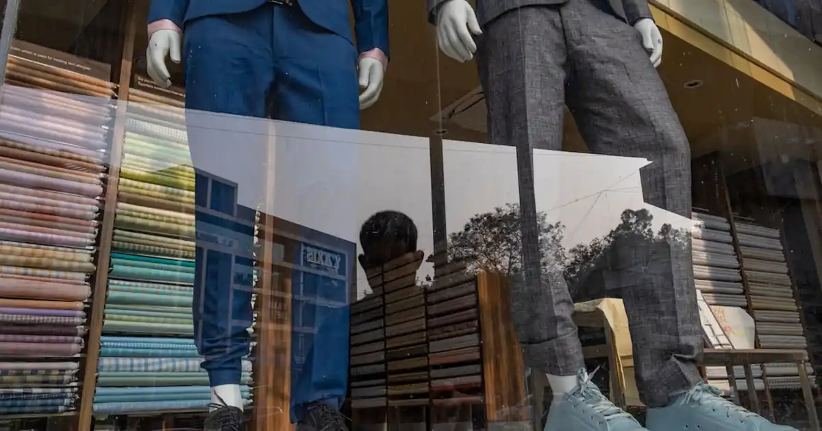 Custom vs Bespoke Tailoring in Kolkata